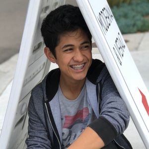 Meet your Posher, Chris